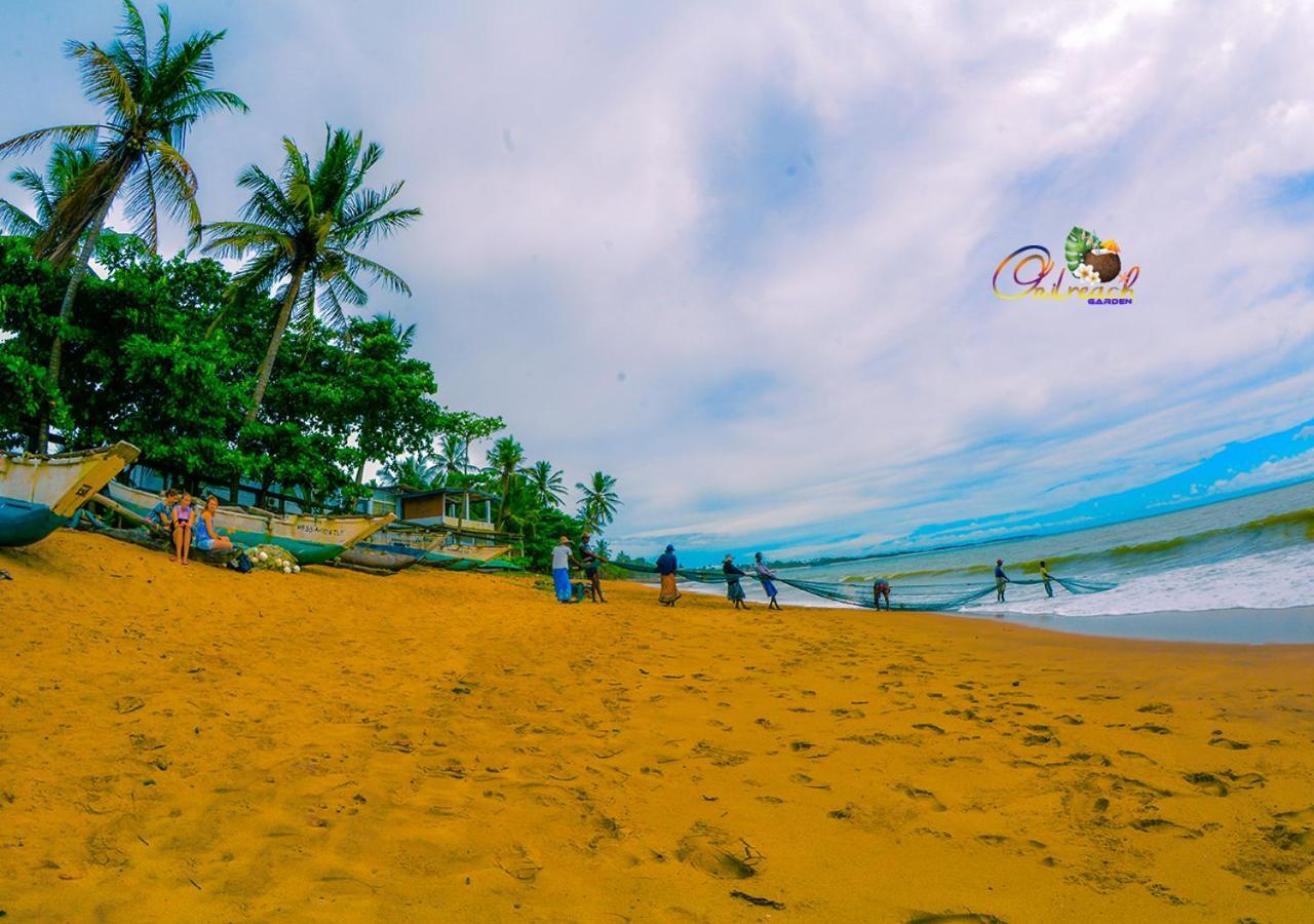 Leen Tangalle Luaran gambar